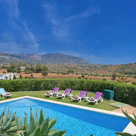 Villa Vista Golf - Optional Heated Pool & Jacuzzi *