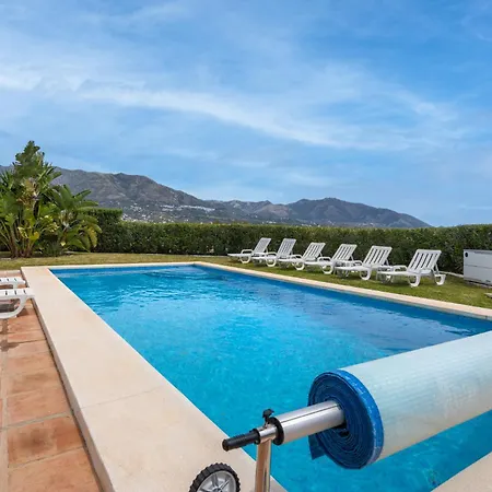 Vista Golf - Optional Heated Pool & Jacuzzi Villa