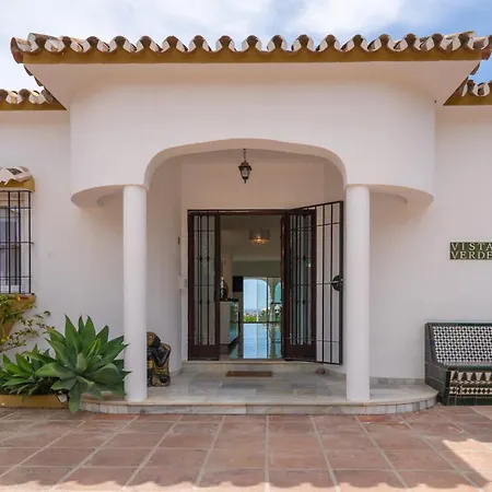 Vista Golf - Optional Heated Pool & Jacuzzi Villa