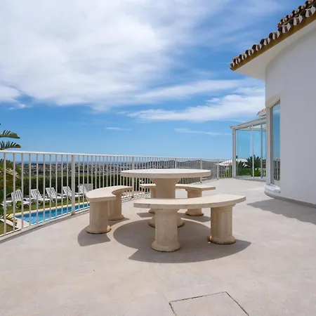 Vista Golf - Optional Heated Pool & Jacuzzi Villa *