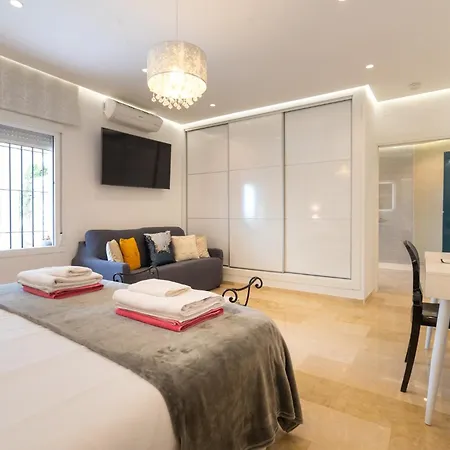 Villa Vista Golf - Optional Heated Pool & Jacuzzi