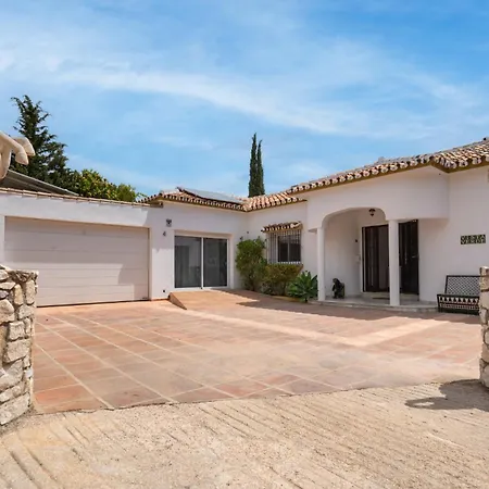 Vista Golf - Optional Heated Pool & Jacuzzi Villa