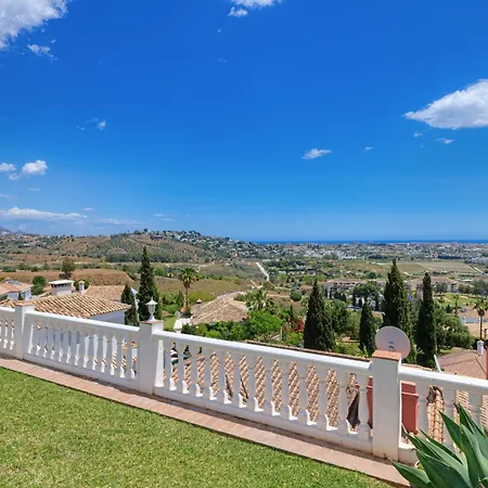 Vista Golf - Optional Heated Pool & Jacuzzi Villa Mijas